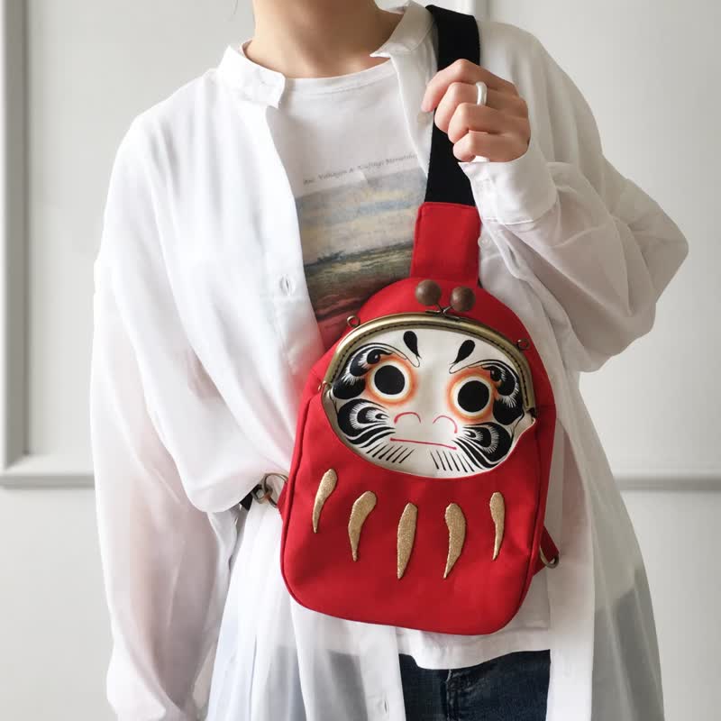 Japanese Daruma Shoulder Bag | Canvas | Red | Clasp Closure - Bold & Expressive - กระเป๋าแมสเซนเจอร์ - ผ้าฝ้าย/ผ้าลินิน สีแดง