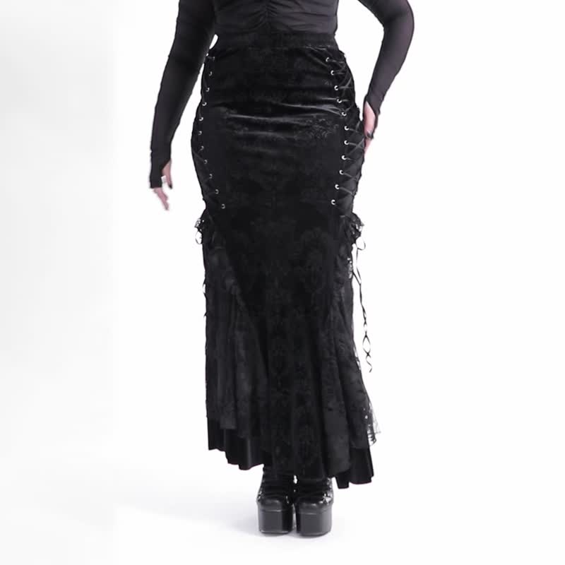 [Large Size] Goddess of the Lake Gothic Velvet Hip-covering Fishtail Skirt - กระโปรง - วัสดุอื่นๆ สีดำ