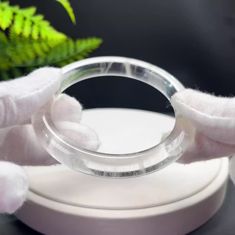 精美 白水晶手镯 58MM 冰透閃片石英手環 清新靈動平和好運護佑 - 手鍊/手環 - 水晶 白色
