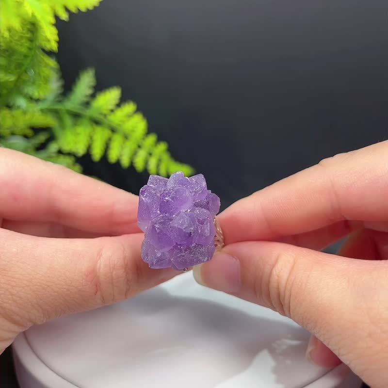 紫水晶活口戒指 星光晶簇標本紫色水晶手工指環 S925銀 原石觀賞 - 戒指 - 水晶 紫色