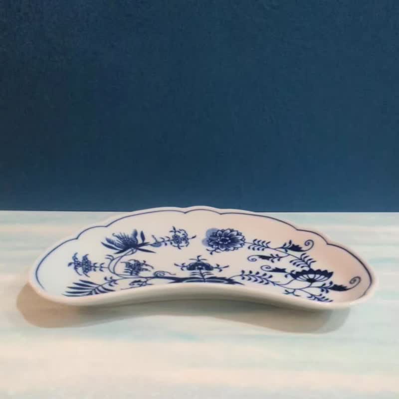 布拉格高堡經典彎月盤-22CM / 婚禮 - 盤子/餐盤/盤架 - 瓷 白色