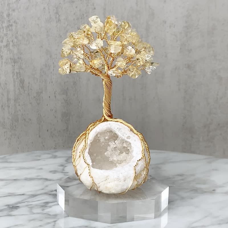 Cornucopia crystal tree small size // citrine white geode // attract wealth // free base - ของวางตกแต่ง - คริสตัล สีทอง