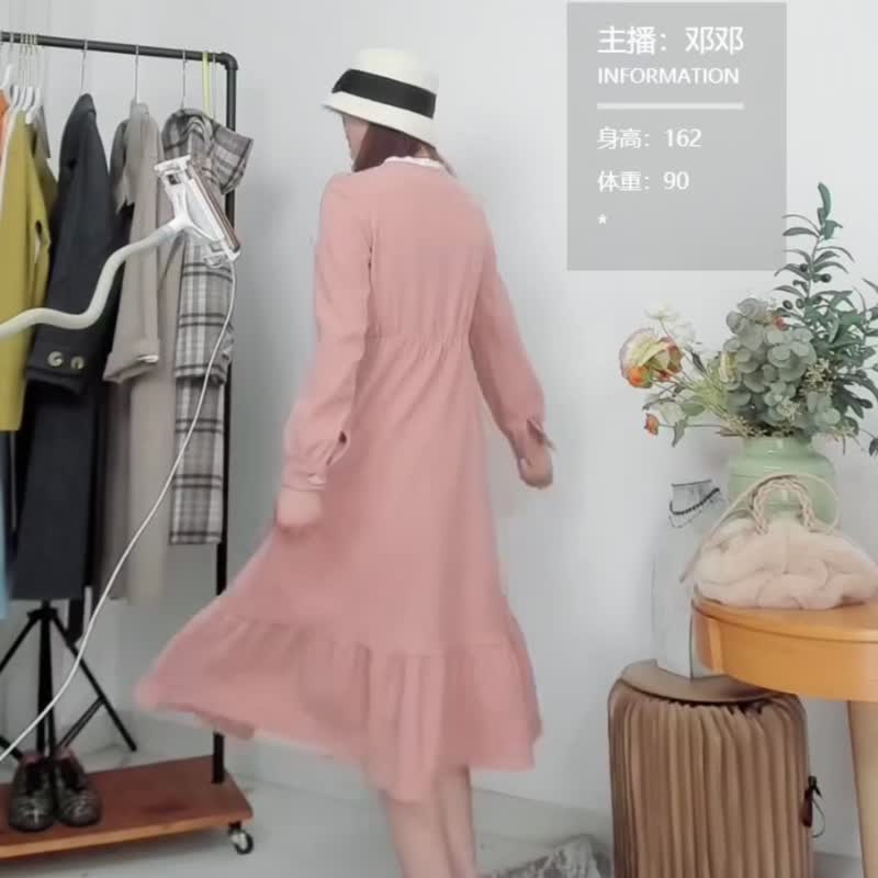 法式粉色減齡連衣裙洋裝2023春裝新品簡約通勤顯瘦 - 洋裝/連身裙 - 聚酯纖維 粉紅色