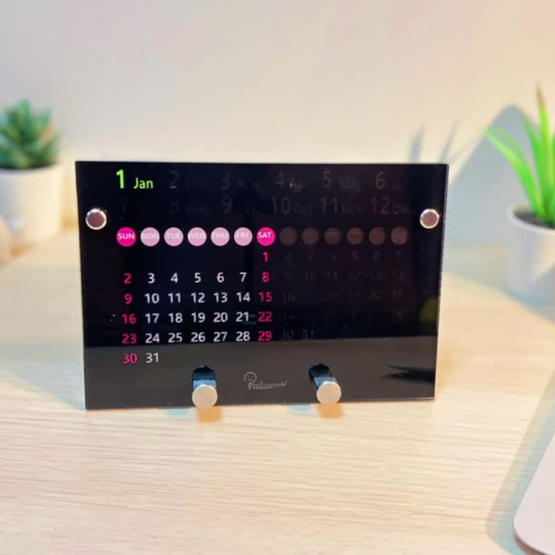 O'day points out Saturdays and Sundays, Perpetual Desk Calendar | Mobile Phone Stand | Desktop Decoration Stationery - Calendars - Plastic Silver