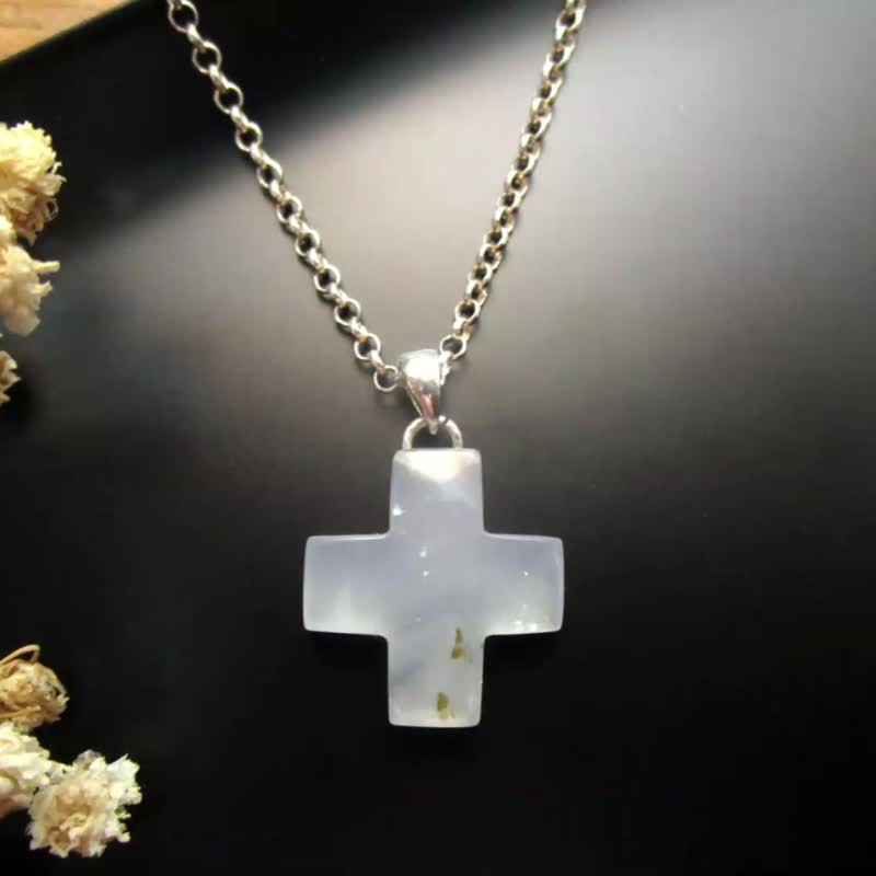 Christmas Ornaments Christmas Gift Box|Jade Pendant Shape Jade Pendant-Cross Shape White Chalcedony/Simple Matching - สร้อยคอ - หยก สีใส