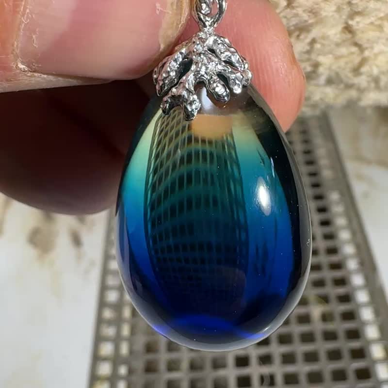 獨一無二的烏克蘭藍琥珀吊墜 手工打造的璀璨寶石首飾 採用獨家 - 項鍊 - 半寶石 藍色