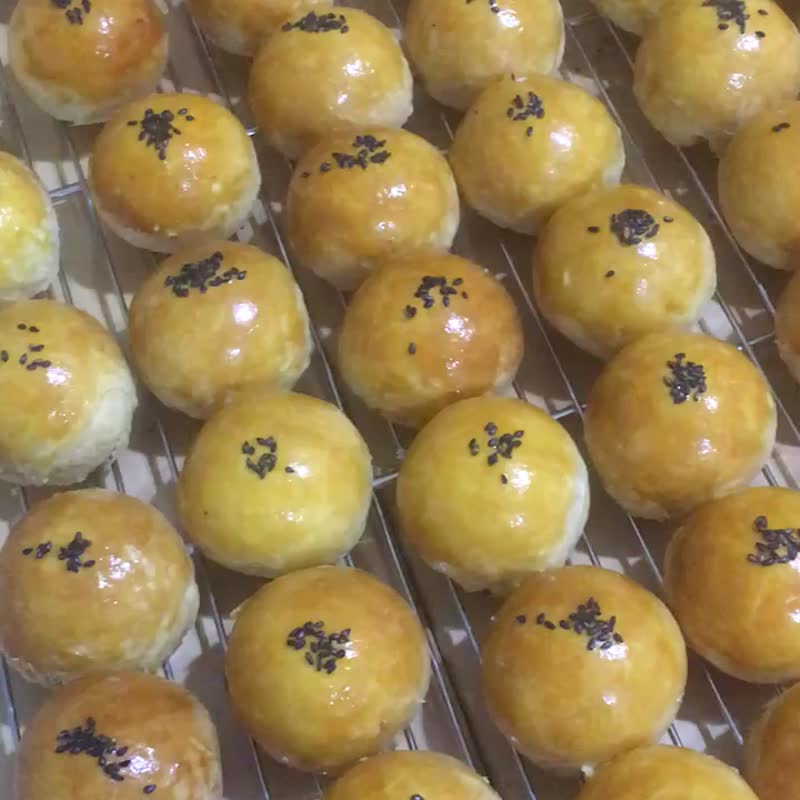 老實點精選中秋禮盒 - 零食/點心 - 其他材質 粉紅色