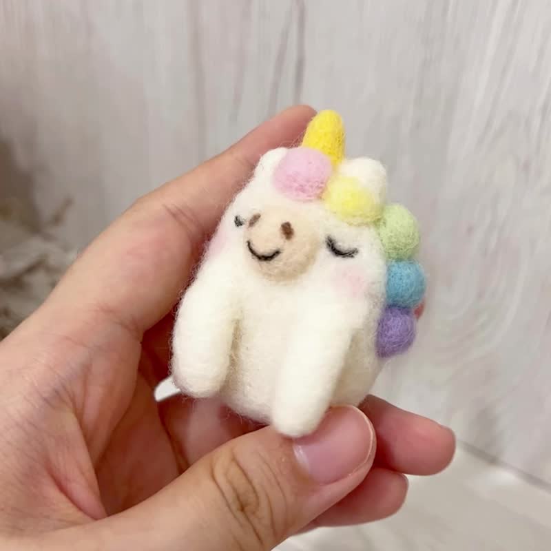 口袋小動物  小狐狸 獨角獸 羊毛氈別針 胸針 療癒 送禮 - 胸針 - 羊毛 多色