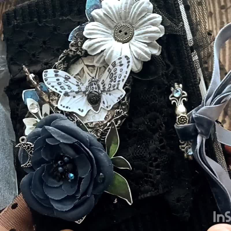 Gothic witch grimoire junk journal handmade Dark Lace flower moth notebook - 筆記本/手帳 - 紙 黑色
