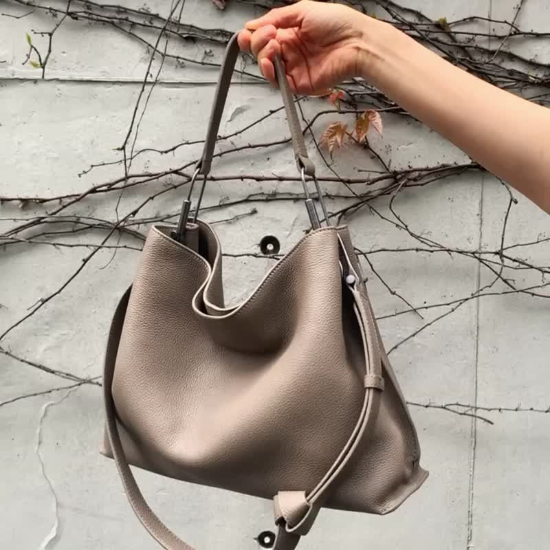 Valley Hobo Bag 單肩HOBO包陶土棕-側背包/斜背包 - 側背包/斜背包 - 真皮 卡其色