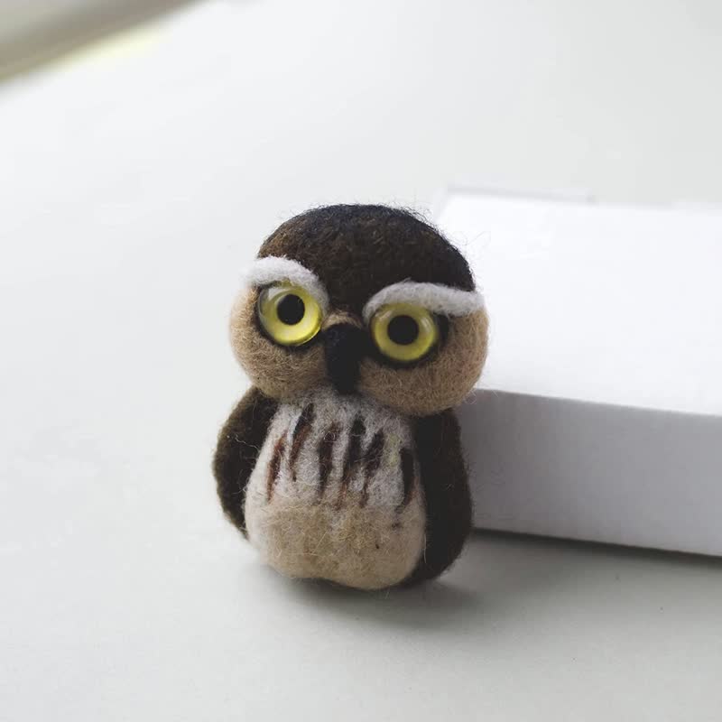 Handmade Felted Owl Brooch Animal Brooches Pins Bird Jewelry Eagle-owl Pin - Brooches - Wool Brown