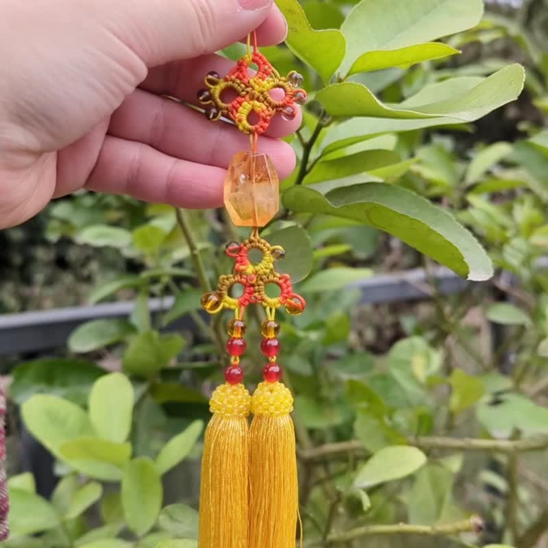 中式古典中國結壓襟團扇掛飾包包掛飾掛墜流蘇穗子天然黃水晶 - 吊飾/掛飾 - 水晶 黃色
