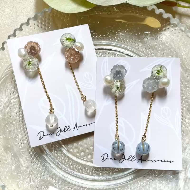 Pressed flower handmade earrings - ต่างหู - เรซิน 