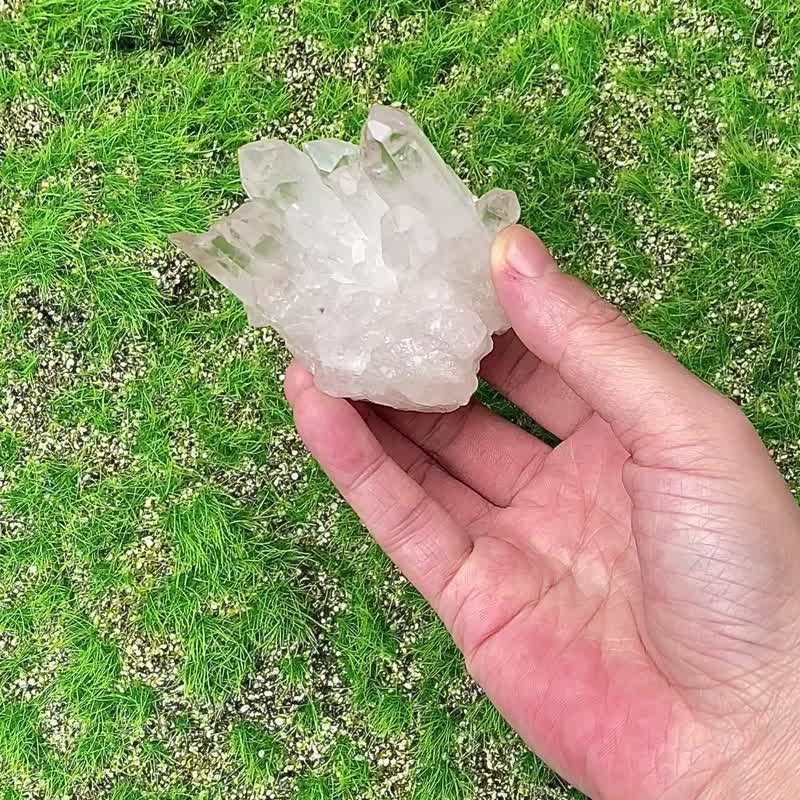 Natural ore energy ice transparent white crystal cluster white crystal degaussing purification healing good luck decoration - Other - Crystal White