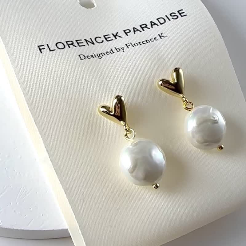 Heart Baroque Pearl Drop Earring - ต่างหู - ไข่มุก ขาว