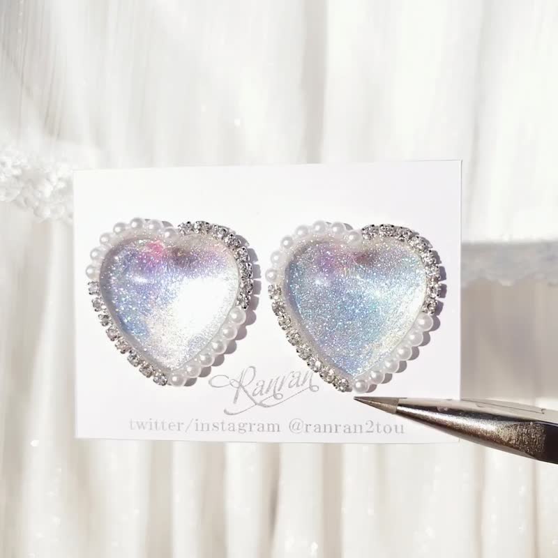 piercing Clip-On aurora heart - Earrings & Clip-ons - Resin Transparent