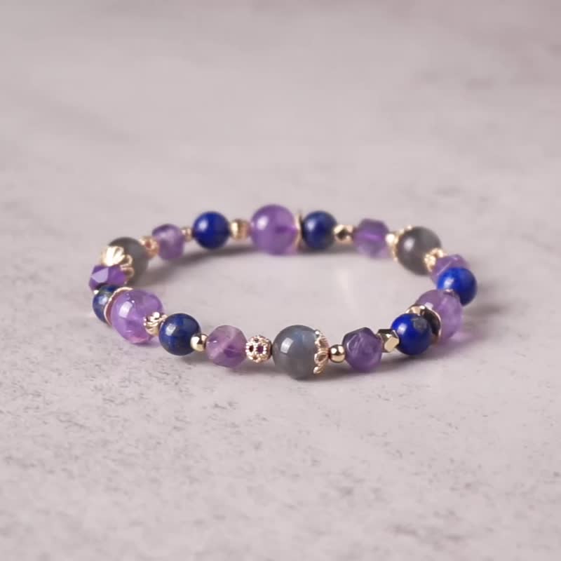 Night Stars // Amethyst Labradorite Lapis Lazuli Bracelet // Intelligent Creative Communication Expression - สร้อยข้อมือ - คริสตัล สีม่วง