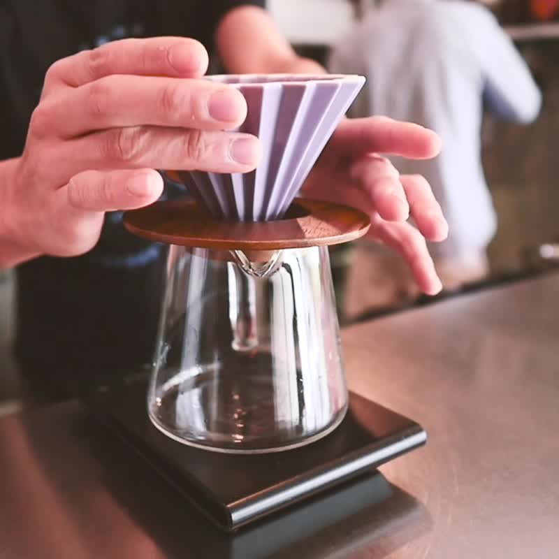 純色陶瓷濾杯組M 含杯座/木質/樹脂可選 咖啡濾杯 咖啡 - 咖啡壺/手沖壺 - 陶 多色