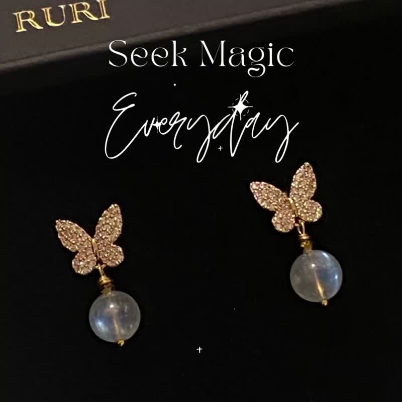 Zircon Papillon Moonstone Earrings - ต่างหู - เครื่องเพชรพลอย สีทอง