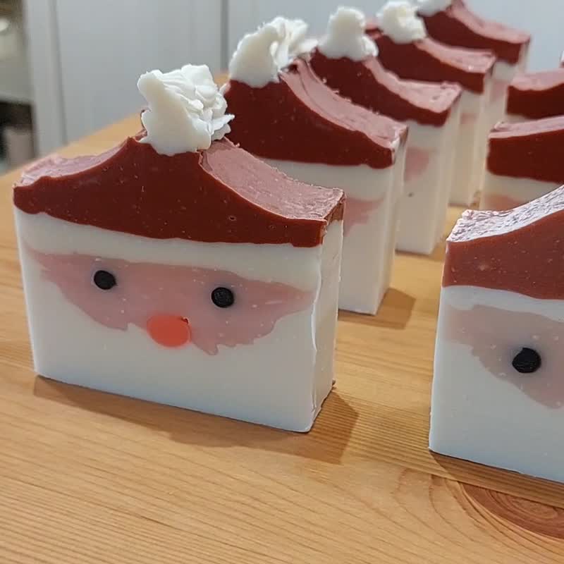 聖誕老公公手工皂課程 聖誕節體驗課程 【1人成團】 - 蠟燭/香氛/調香 - 其他材質 