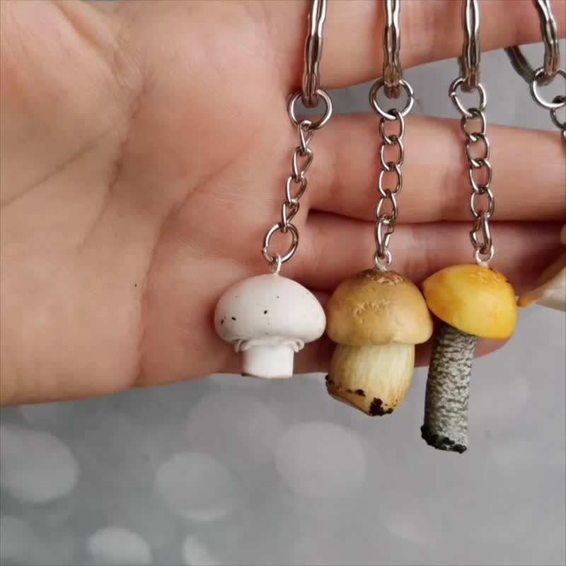 Golden Mushroom Enamel Keychain – Random Accessories NYC
