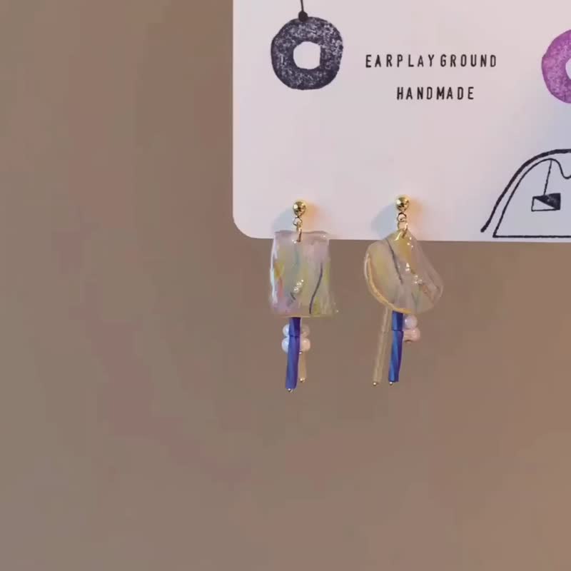 Handmade earrings - Earrings & Clip-ons - Resin Multicolor