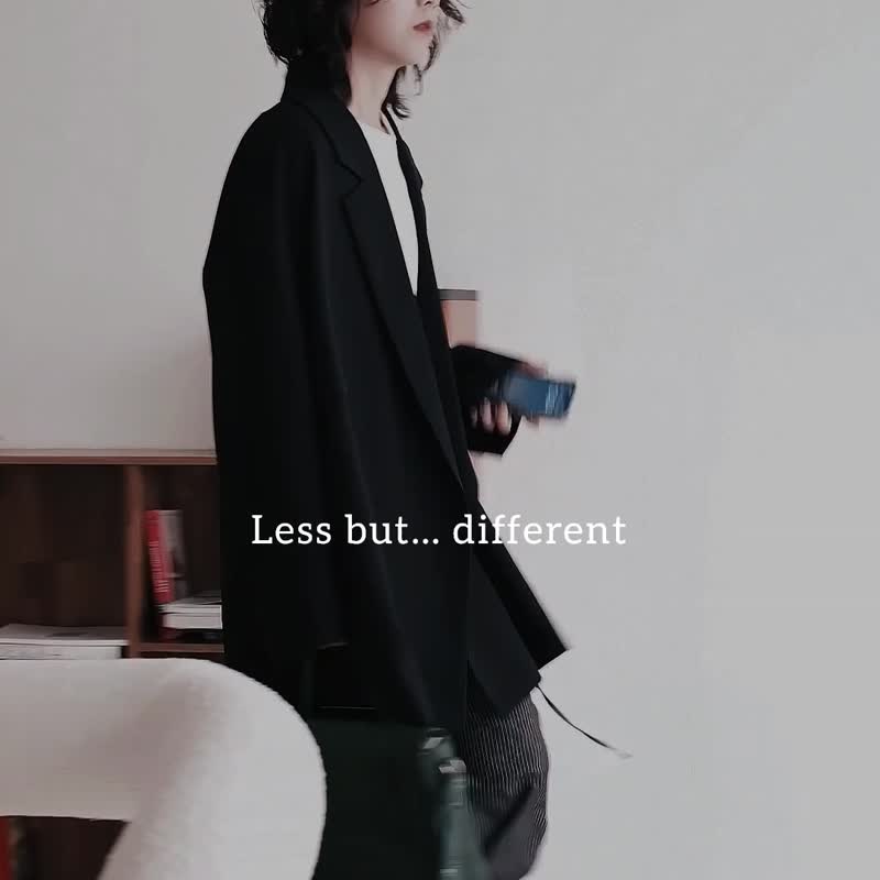 大黑class開衩極簡寬鬆西裝外套 - 女西裝外套 - 棉．麻 黑色