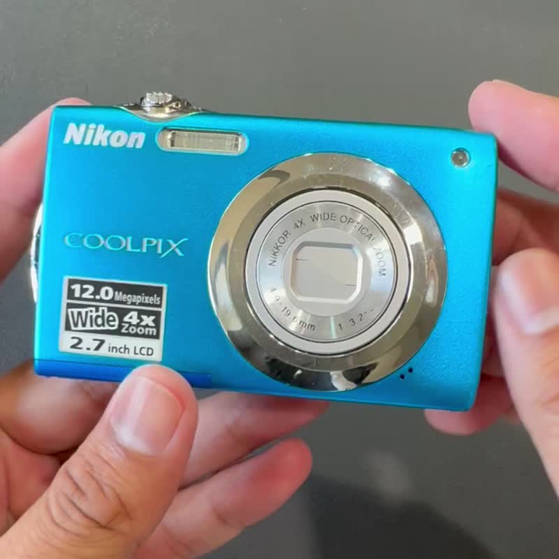 CCD ultra-thin pocket camera Nikon CoolPix S3000 60% new digital camera Y2K Litt - กล้อง - โลหะ สีน้ำเงิน