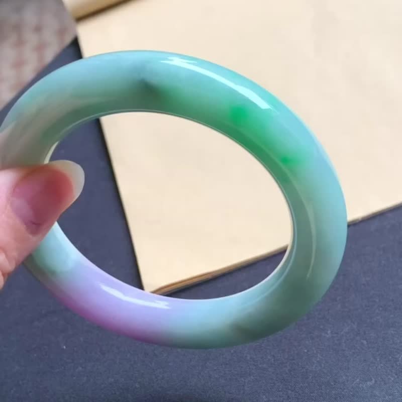 天然翡翠玉鐲 A玉手鐲玉鈪 • 春帶彩翡翠圓鐲 - 手鍊/手環 - 玉石 紫色