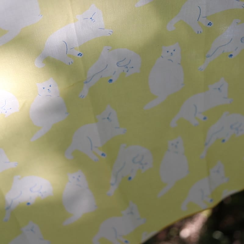 big big cat handkerchief - one day - ผ้าเช็ดหน้า - ผ้าฝ้าย/ผ้าลินิน สีเหลือง