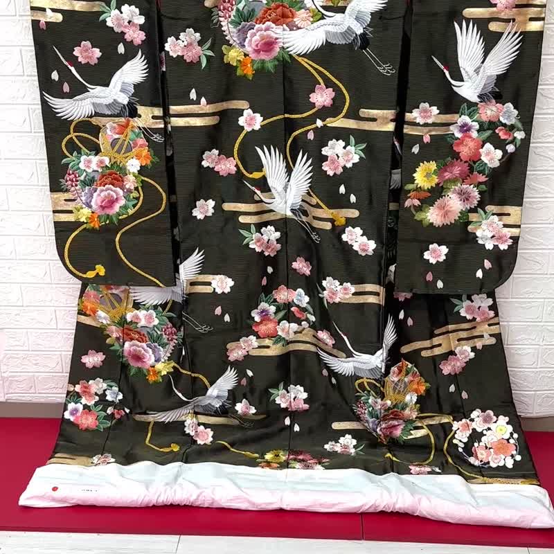 日本の花嫁の神聖な着物。UCHIKAKE. Wedding kimono - 其他 - 絲．絹 黑色