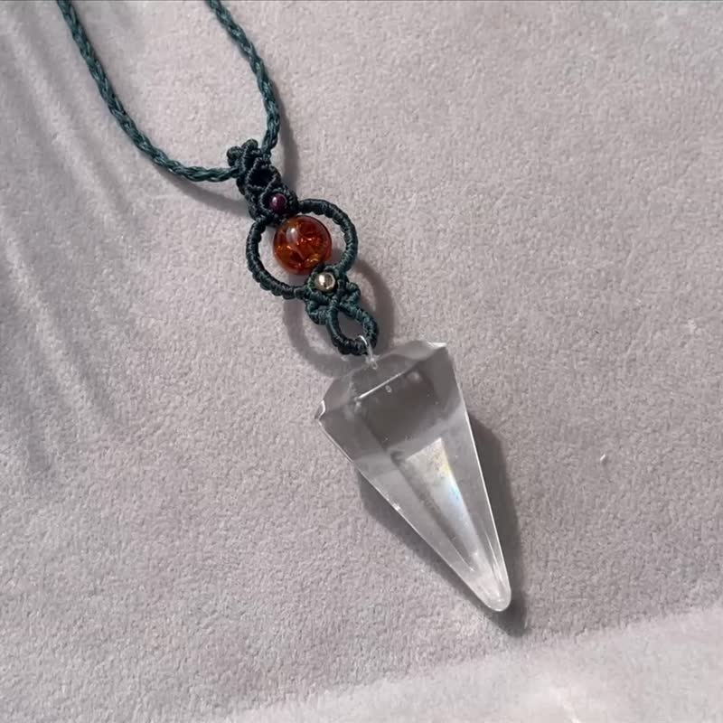 水晶ペンデュラムと天然石のマクラメ編みペンダント - ネックレス - 半貴石 