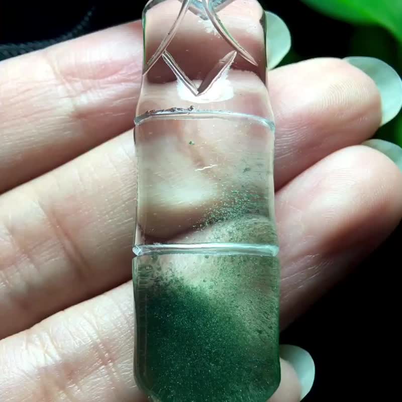 天然巴西綠幽靈竹節吊墜 個頭足  雕工精美絕倫 造型飽滿圓潤 - 吊飾/掛飾 - 水晶 