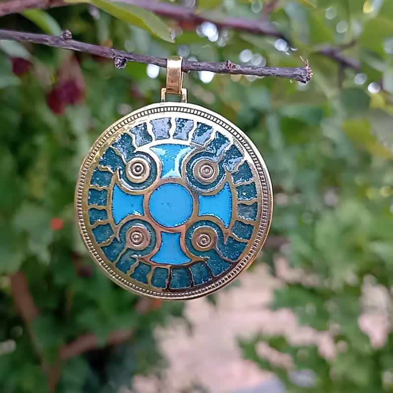 Handmade brass locket with blue enamel,blue medallion necklace pendant,locket - 項鍊 - 銅/黃銅 藍色