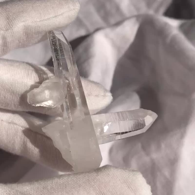 生長干擾水晶 利姆利亞 雷姆利亞白水晶簇 手握 手把玩 帶彩 水晶 - 擺飾/家飾品 - 水晶 透明