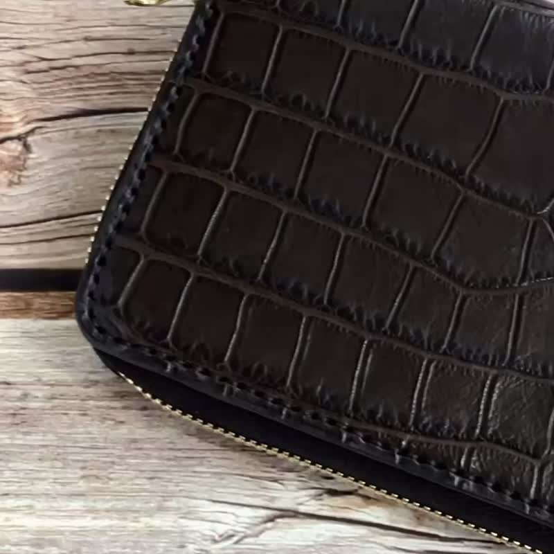 Handcrafted dark brown matte alligator leather long wallet - กระเป๋าสตางค์ - หนังแท้ หลากหลายสี