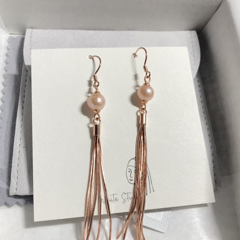 June - Freshwater Pearl Tassels Earrings 925 sterling silver - ต่างหู - ไข่มุก สึชมพู