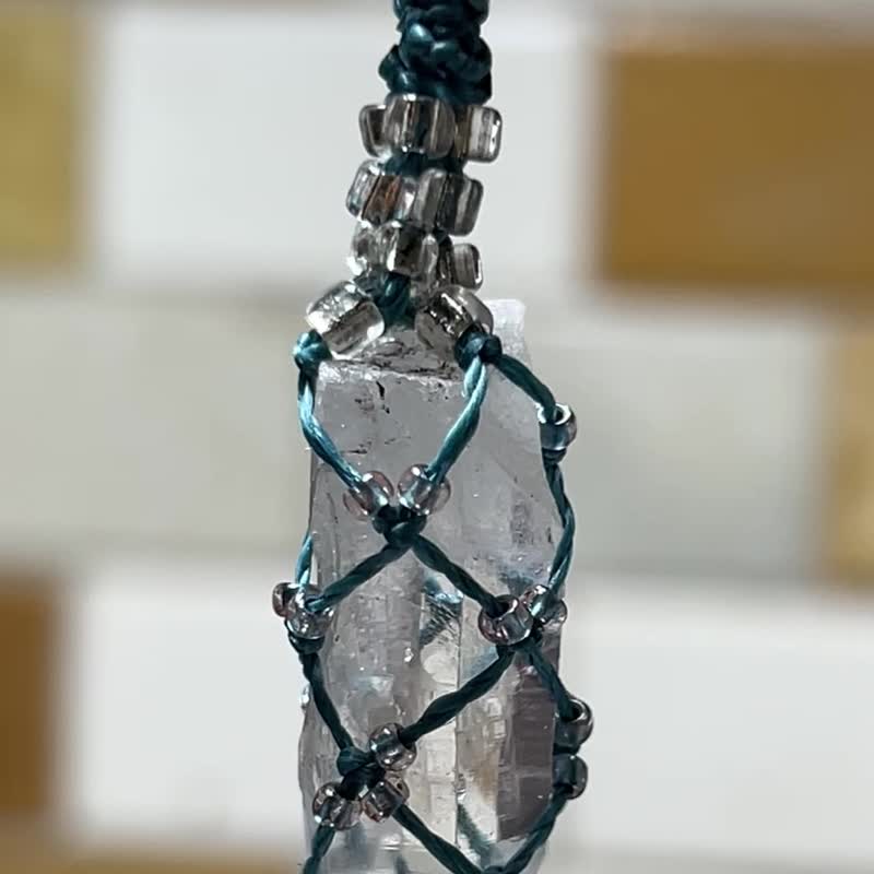 Lemunia Time Tunnel Crystal Column Handmade Wax Rope Braided Necklace - สร้อยคอ - คริสตัล ขาว