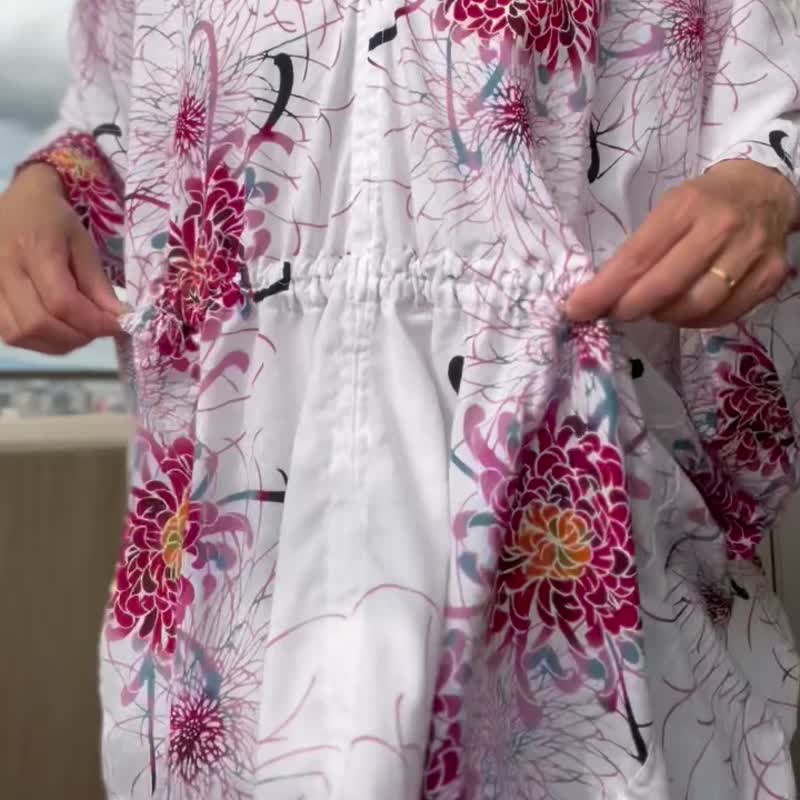 浴衣リメイク とびっきりビッグサイズのVネックスクエアシャツ - 女襯衫 - 棉．麻 紫色