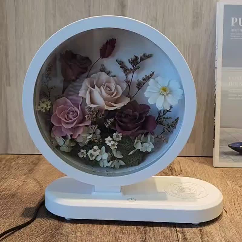 Everlasting Flower Mobile Phone Wireless Charging Bluetooth Speaker Table Lamp Birthday/Graduation/Housewarming/Mother’s Day/Valentine’s Day - ช่อดอกไม้แห้ง - พืช/ดอกไม้ 