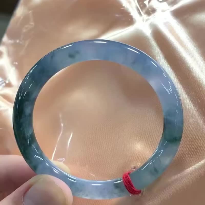 冰種翡翠天然翡翠玉鐲 A玉手鐲 玉鈪 • 冰種藍紫飄花翡翠圓鐲 - 手鍊/手環 - 玉石 藍色