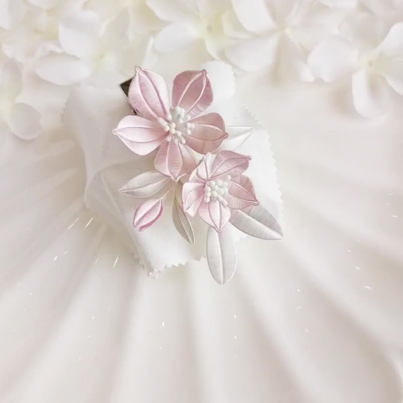 蘭花客製胸針 - 髮夾/髮圈 - 絲．絹 粉紅色