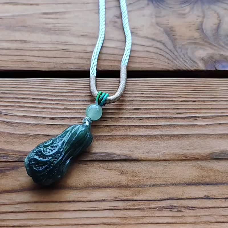 親翠 天然翡翠 1010I 百事來財 冰藍水圓滾小白菜調整式繩鏈 - 項鍊 - 玉石 多色