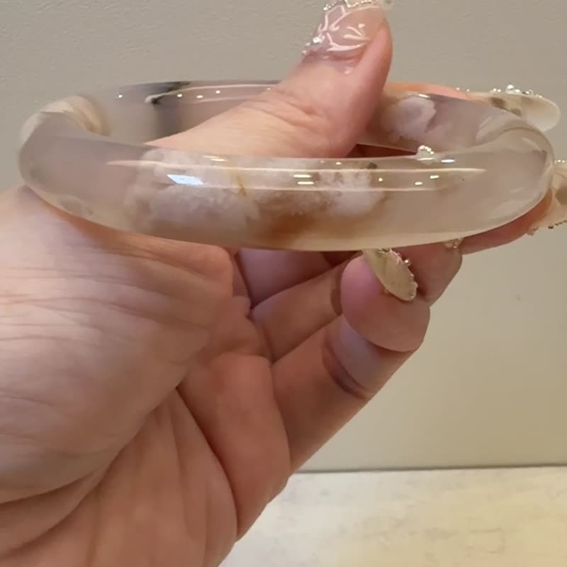 桜瑪瑙ブレスレット 瑪瑙ブレスレット 氷底水形花墨草文様 リング口 55