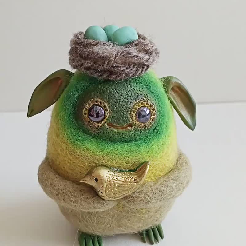 Miniature magical felted creature/Totem plush animal/Forest Spirit - Stuffed Dolls & Figurines - Wool Green
