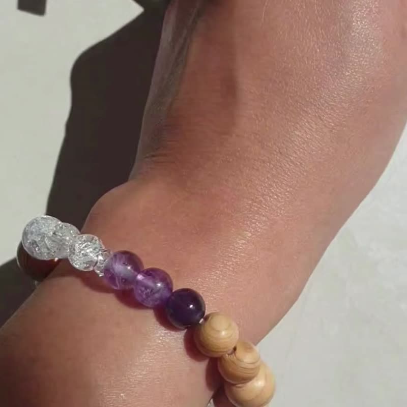 FUJI Aromatherapy Bracelet Amethyst + Hinoki Wooden Beads - Bracelets - Gemstone Purple