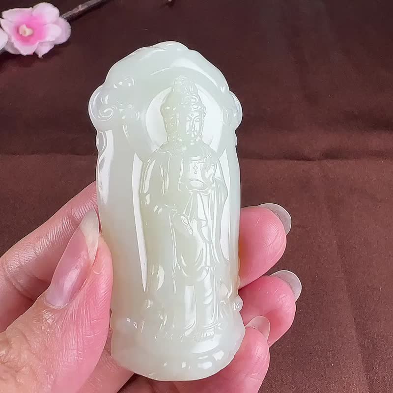 秒殺價 天然新疆和田玉觀音吊墜  玉質細膩溫潤 - 吊飾/掛飾 - 玉石 