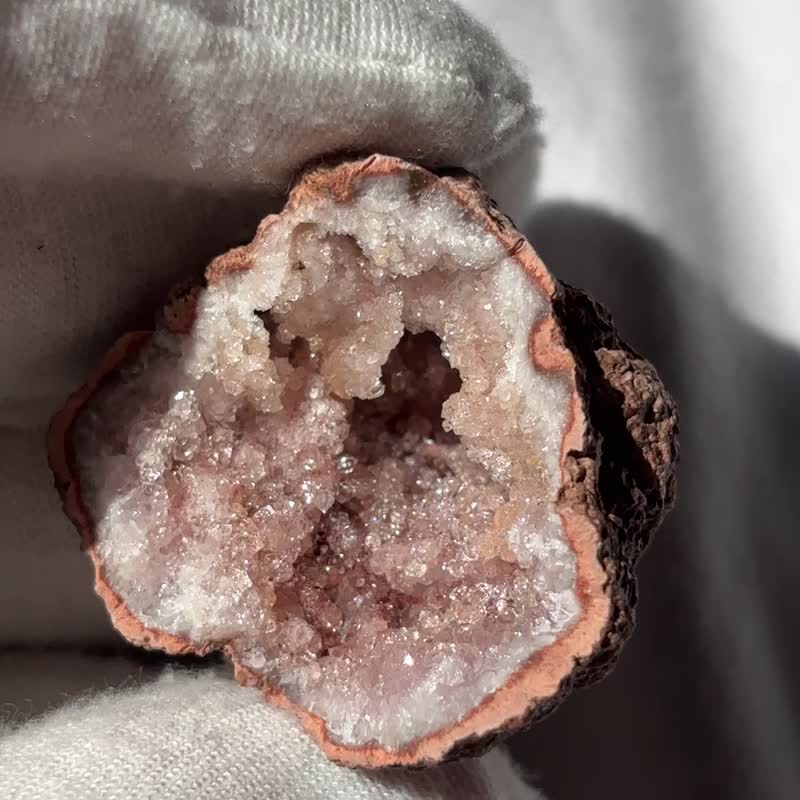 Argentina mini pink amethyst pair of pink crystal cave amethyst cluster natural rough stones - Items for Display - Crystal Pink