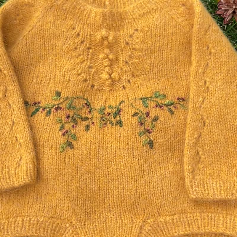 嬰兒手工刺繡連身衣與帽子套組 - 彌月禮盒 - 羊毛 橘色