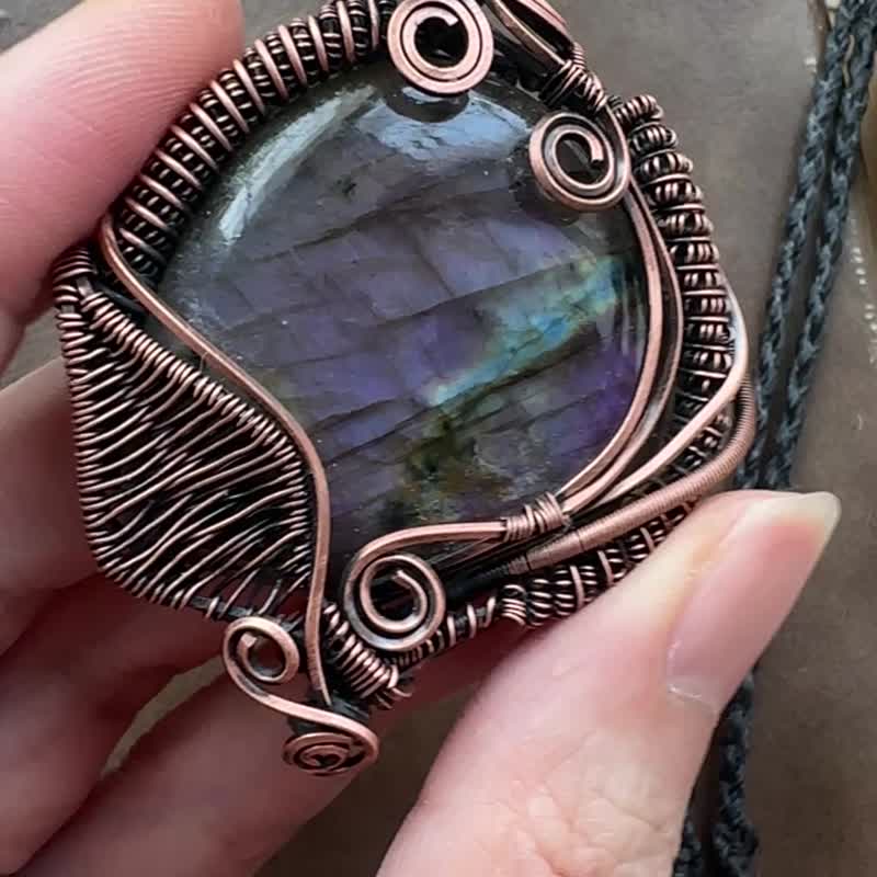 WW248 全手工編織 繞銅線復古做舊 wire wrap 拉長石吊咀 - 項鍊 - 銅/黃銅 咖啡色